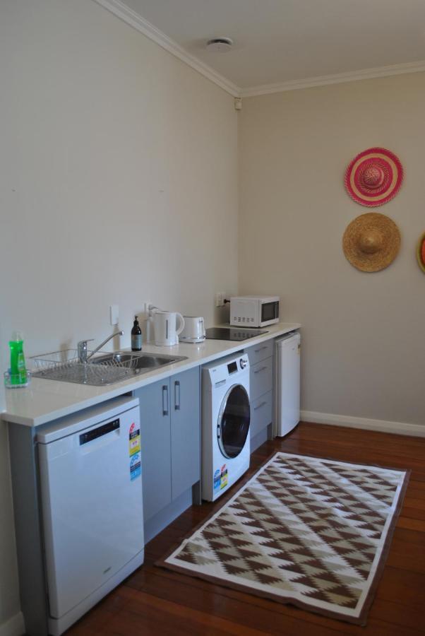 Wai O Taiki Bay B&B Auckland Esterno foto